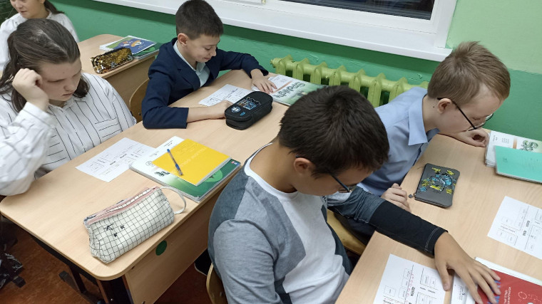 В 6А прошёл открытый урок по теме &amp;quot;Подскажите дорогу&amp;quot;..