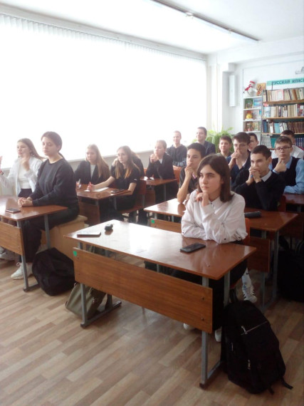 В школе состоялся школьный этап Всероссийского конкурса юных чтецов" Живая классика"..