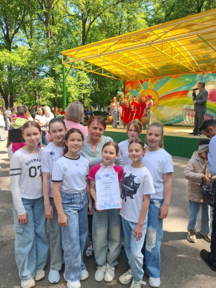 Команда школы победила в конкурсе флешмобов..